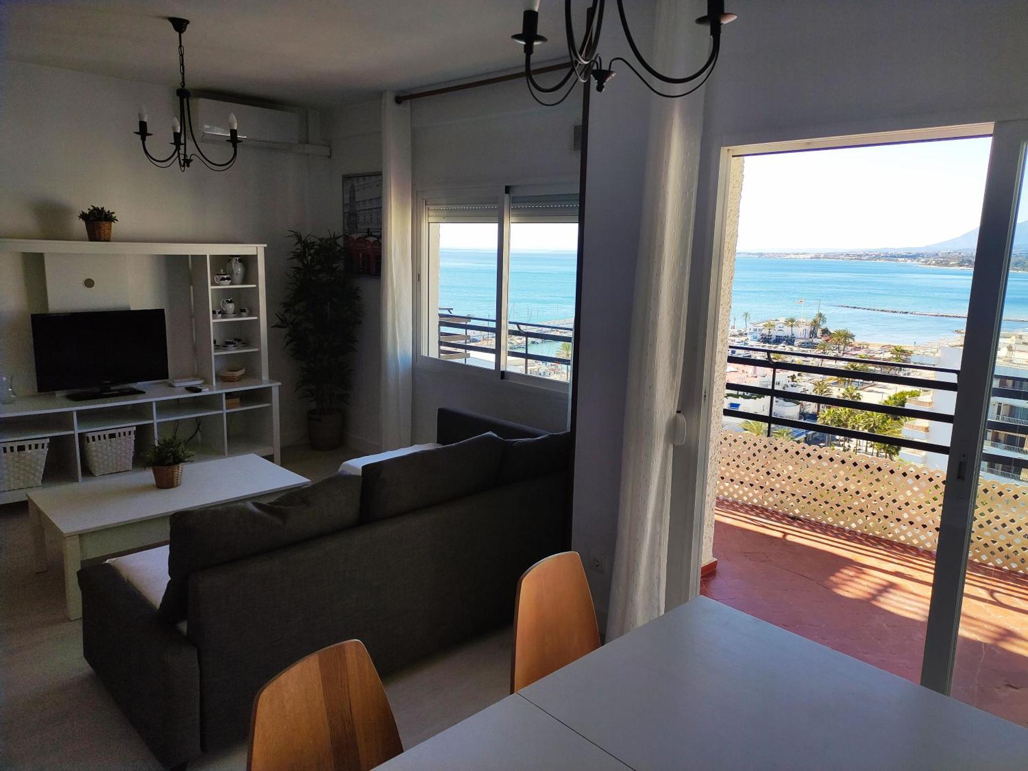 Appartement In First Line Apto 12-3 *